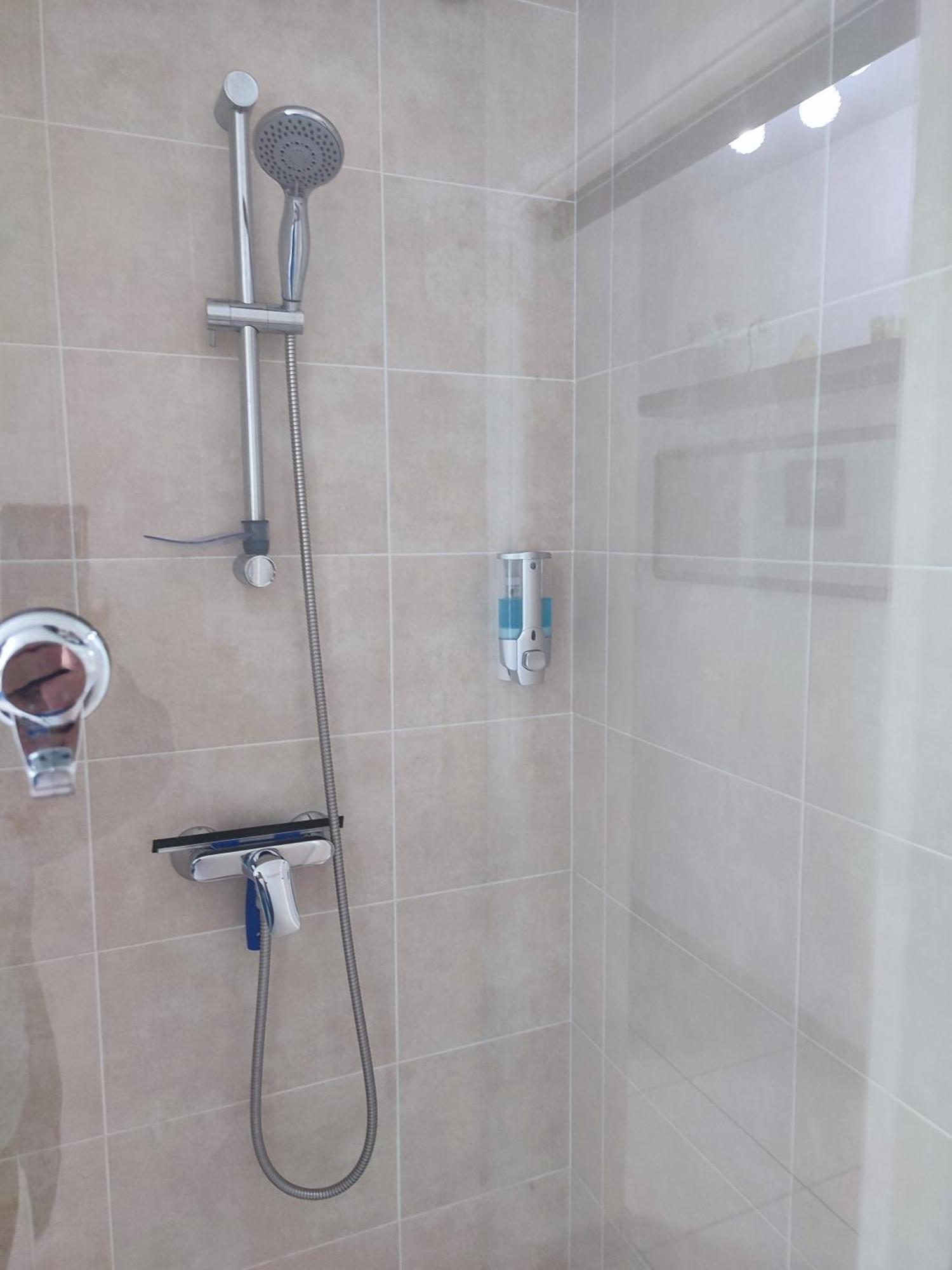 Location De Charme T3 Au 2e Etage Et Dernier Etage *